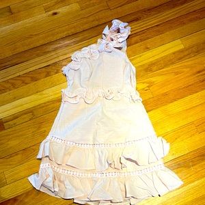 Selfie Leslie baby pink dress